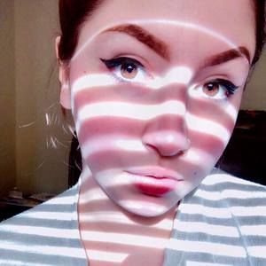 Meet your Posher, Kaelyn